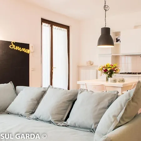 Welcome Traveller La Lavagna Sul Garda Lejlighed