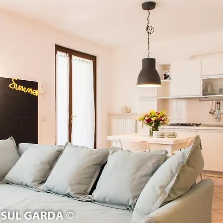 Welcome Traveller La Lavagna Sul Garda Marciaga